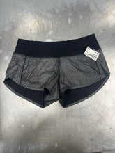 Load image into Gallery viewer, Lulu Lemon Athletic Shorts Size 2 8348
