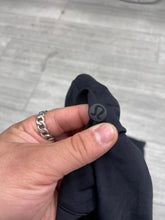 Load image into Gallery viewer, Lulu Lemon Athletic Shorts Size 5/6
