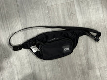 Load image into Gallery viewer, Alo bag
