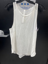 Load image into Gallery viewer, Lulu Lemon Athletic Top Size Medium 5754
