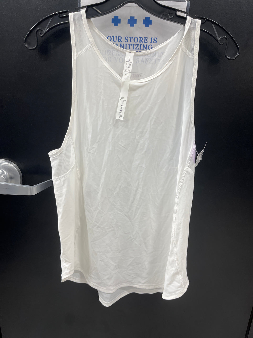 Lulu Lemon Athletic Top Size Medium 5754