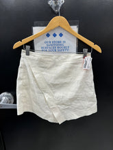 Load image into Gallery viewer, CULTGAIA Shorts Size Small
