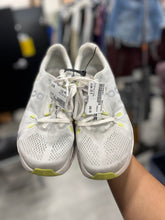 Load image into Gallery viewer, Mens Athletic Shoes Mens 10.5
