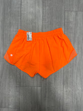 Load image into Gallery viewer, Lululemon Athletic Shorts Size 5/6 670
