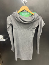 Load image into Gallery viewer, Zara Long Sleeve Top Size Medium
