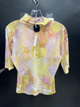 Load image into Gallery viewer, Anthropologie T-Shirt Size Medium
