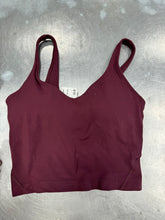 Load image into Gallery viewer, Lulu Lemon Athletic Top Size 4
