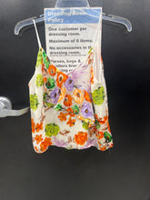Load image into Gallery viewer, Alice &amp; Olivia Tank Top Size Extra Small
