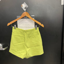 Load image into Gallery viewer, NWT Zara Shorts Size Extra Small 7885
