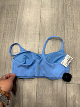 Load image into Gallery viewer, Lulu Lemon Sports Bra Size 6
