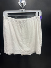 Load image into Gallery viewer, Abercrombie &amp; Fitch Short Skirt Size Small
