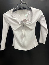 Load image into Gallery viewer, NWT Zara Long Sleeve Top Size Medium
