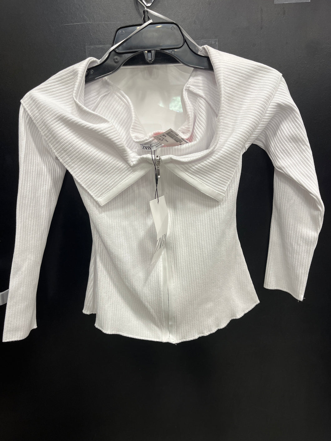 NWT Zara Long Sleeve Top Size Medium