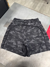 Load image into Gallery viewer, Lulu Lemon Athletic Shorts Size Small
