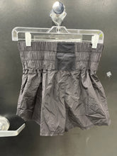 Load image into Gallery viewer, Free People Athletic Shorts Size Small
