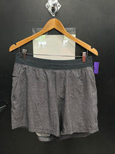 Load image into Gallery viewer, Lululemon Athletic Shorts Size Medium 8900

