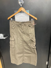 Load image into Gallery viewer, Brandy Melville Skirt Size Small 6630
