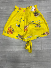 Load image into Gallery viewer, Colcci Shorts Size Medium 494
