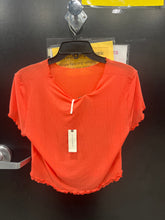 Load image into Gallery viewer, NWT Anthropologie T-Shirt Size M
