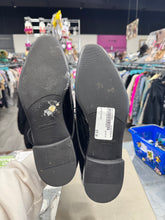 Load image into Gallery viewer, Giorgio Armani Size 7 with box and dust bag
