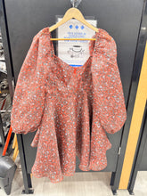 Load image into Gallery viewer, SELKIE Dress Size Extra Large

