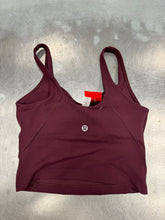 Load image into Gallery viewer, Lulu Lemon Athletic Top Size 4
