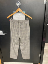 Load image into Gallery viewer, Babaton Pants Size 4 5744
