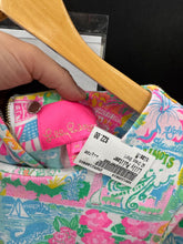 Load image into Gallery viewer, Lilly Pulitzer Dress Size Medium
