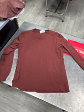 Load image into Gallery viewer, Lulu Lemon Athletic Top Size Medium
