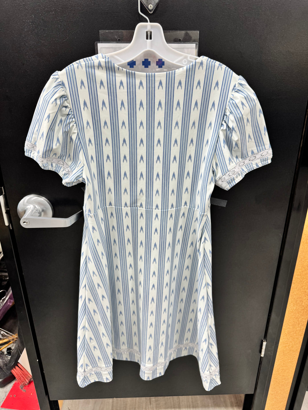 Smith & Quinn Dress Size Large