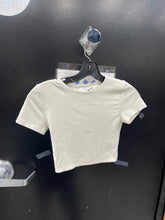 Load image into Gallery viewer, Babaton T-Shirt Size Extra Small 035
