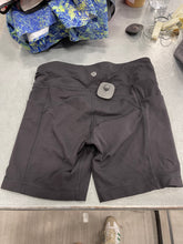 Load image into Gallery viewer, Lulu Lemon Athletic Shorts Size 4  3836 B
