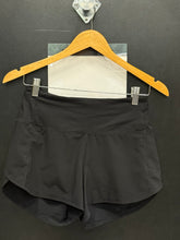 Load image into Gallery viewer, Lululemon Athletic Shorts Size 4 0141
