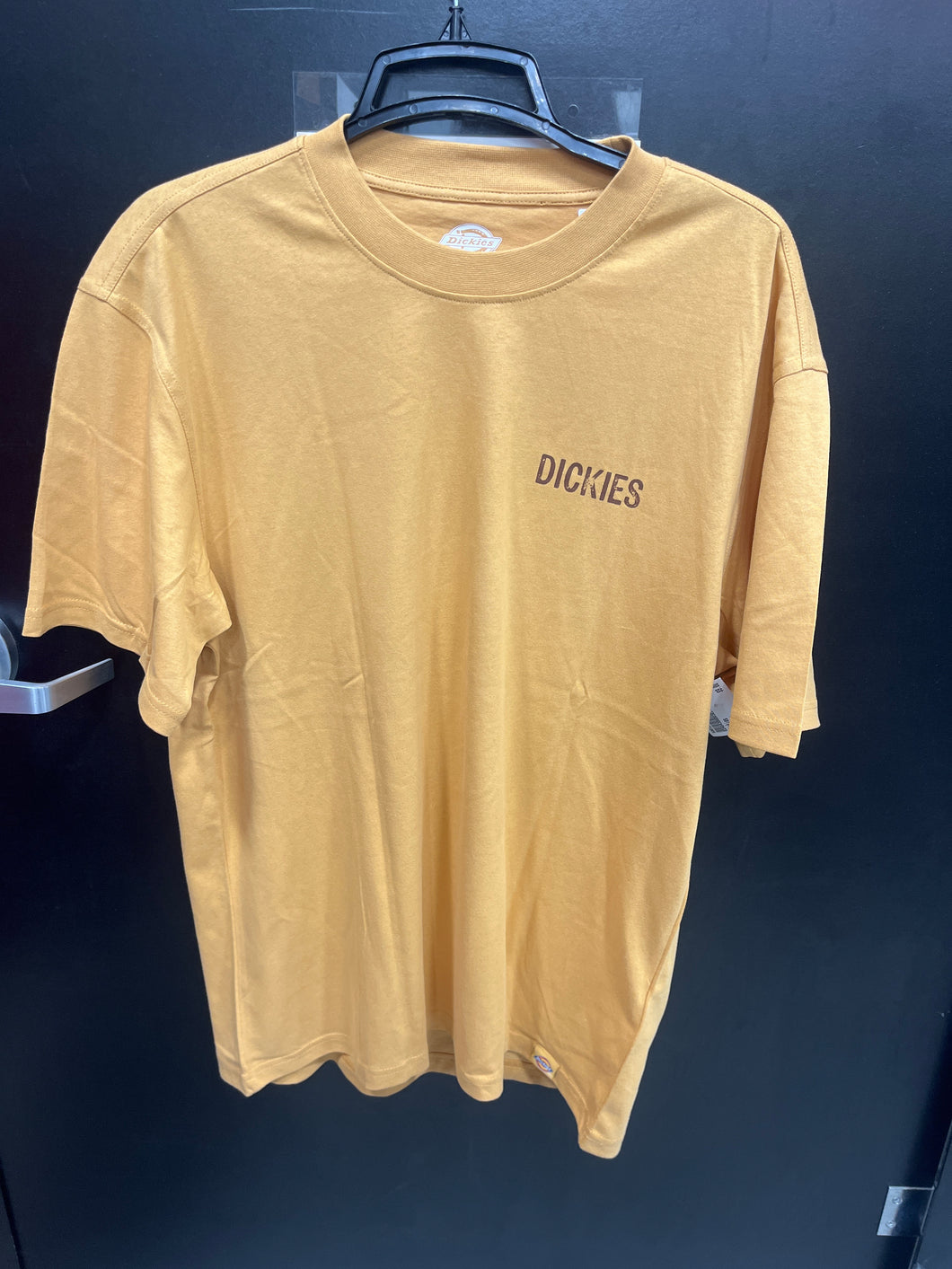 NWT Dickies T-shirt Size Large 281