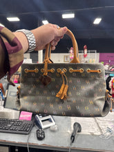Load image into Gallery viewer, Dooney &amp; Bourke Purse
