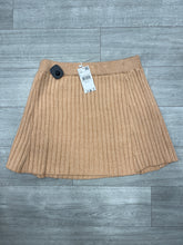 Load image into Gallery viewer, Mng Short Skirt Size Large
