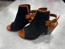 Load image into Gallery viewer, Frye Casual Shoes Womens 6.5 7607
