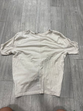 Load image into Gallery viewer, Lulu Lemon Athletic Top Size 4 2082
