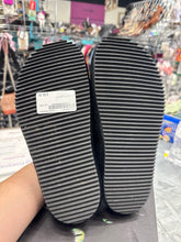 Load image into Gallery viewer, esenes eyeball mules Size 9.5
