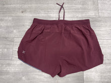 Load image into Gallery viewer, Lulu Lemon Athletic Shorts Size Large 9693
