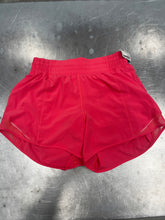 Load image into Gallery viewer, Lulu Athletic Shorts Size Medium

