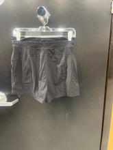 Load image into Gallery viewer, Lulu Lemon Athletic Shorts Size 5/6
