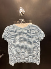 Load image into Gallery viewer, Anthropologie Short Sleeve Top Size Medium
