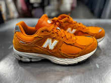 Load image into Gallery viewer, New Balance 2002r Protection Pack Men's 10.5
