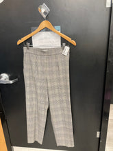 Load image into Gallery viewer, Babaton Pants Size 4 5744
