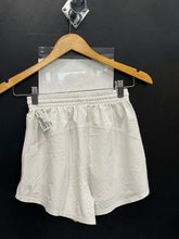 Load image into Gallery viewer, Lululemon Athletic Shorts Size 2 0144

