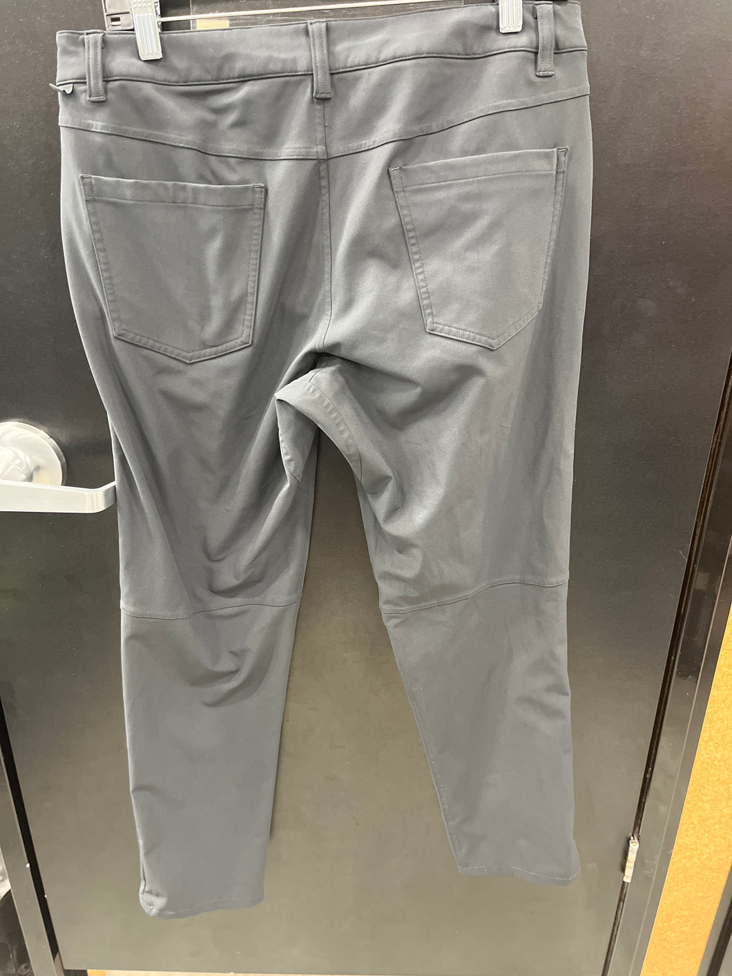 Lulu Lemon Pants Size 32 409