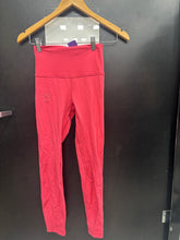 Load image into Gallery viewer, Lululemon Athletic Pants Size Small
