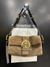 Load image into Gallery viewer, Coach Purse
