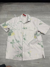 Load image into Gallery viewer, Lulu Lemon Short Sleeve Top Size Medium
